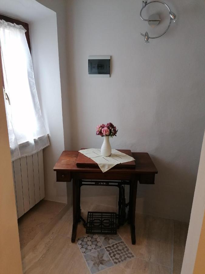 Apartamento Il Nido Dei Priori Volterra Exterior foto